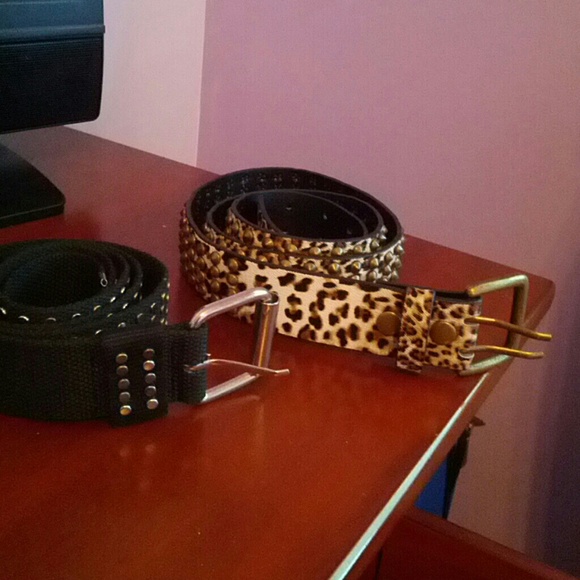 Belts, Cardian size m, 2 tops. For @jaxter