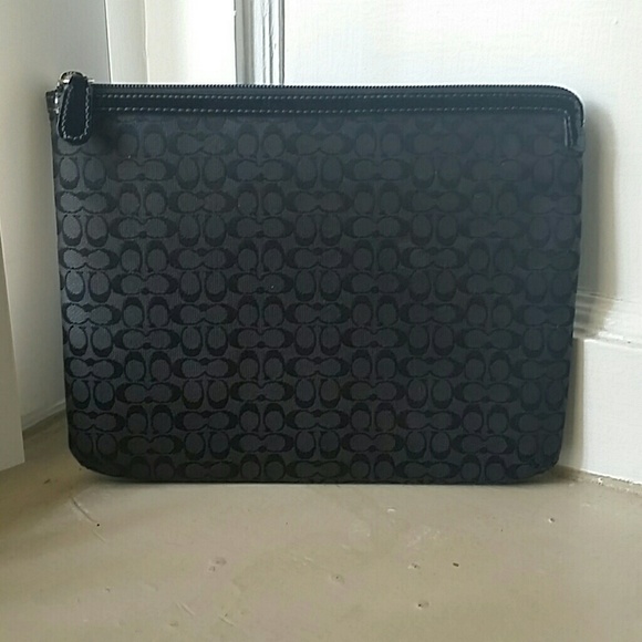 Ipad2 coach sleeve