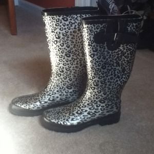 SOLD! Leopard Print Rainboots