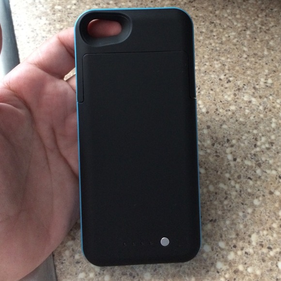 iPhone 5 Charge Case