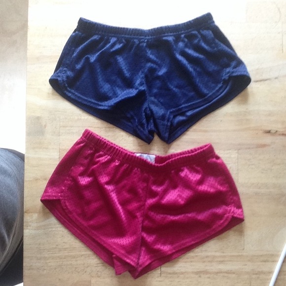 ✖️SOLD✖️ Set of 2 Soffe Mesh Shorts - Picture 2 of 4