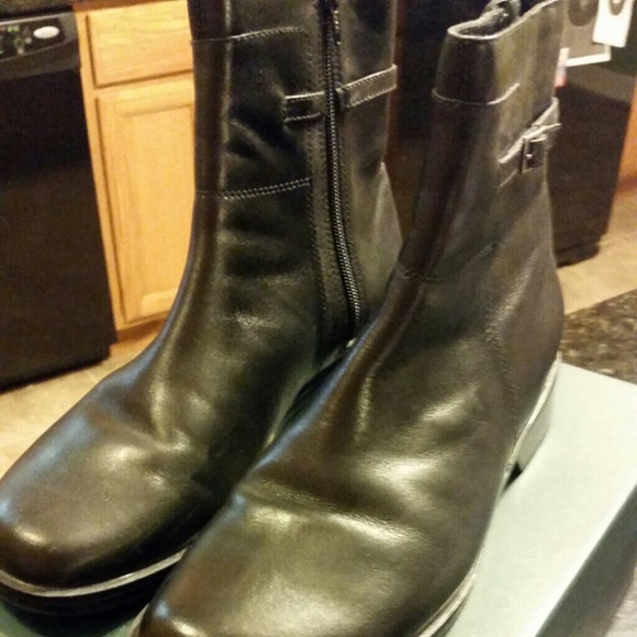 Clarks black ankle boots, great condition