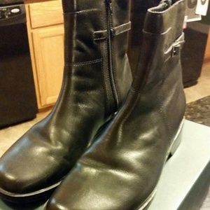 Clarks black ankle boots, great condition