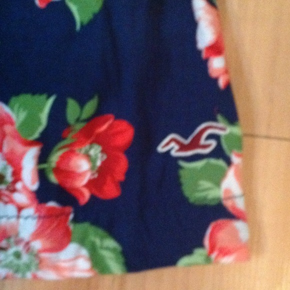 Floral Hollister dress!! - Picture 3 of 4