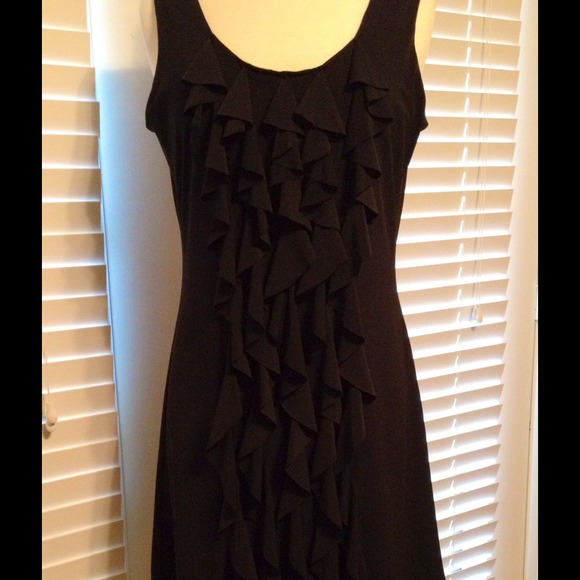 Dresses & Skirts - Little Black dress. New.
