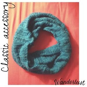 Cable knit blue infinity scarf