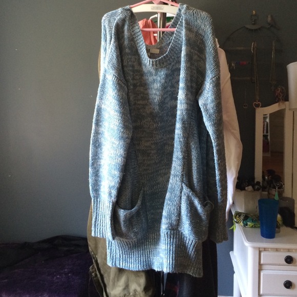 blue and white oversized sweater