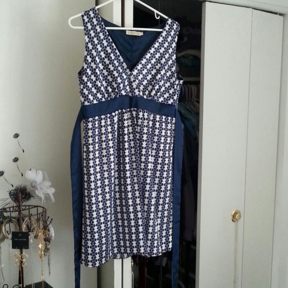 Cute silky summer dress!!