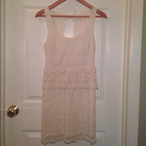 OFFF WHITE LACE PEPLUM DRESS