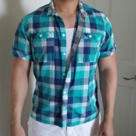 Short sleeve H&M plaid shirt - Picture 2 of 2
