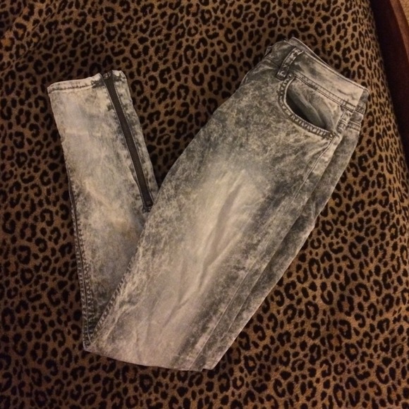 Forever 21 grey stretch jean