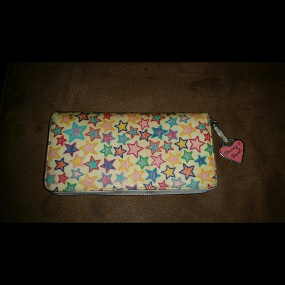 Dooney and Bourke wallet