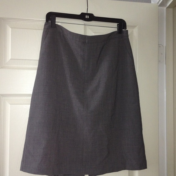 GAP pencil skirt