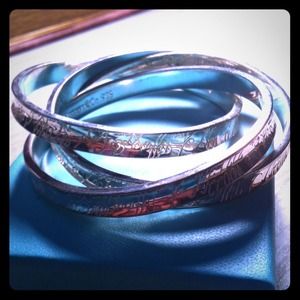 Tiffany & Co. Entangled bracelet bangles