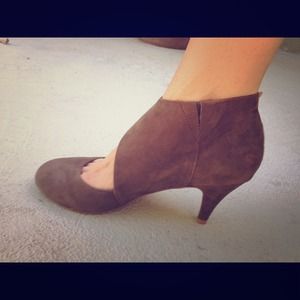 Envy "Offstage" Pump