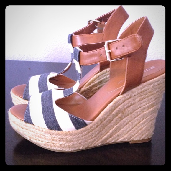 BCBG Wedges