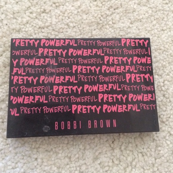 Bobbi brown pretty powerful palette