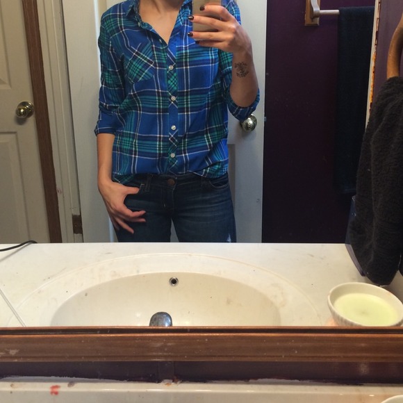 🚫BUNDLED🚫AEO Flannel - Picture 3 of 4