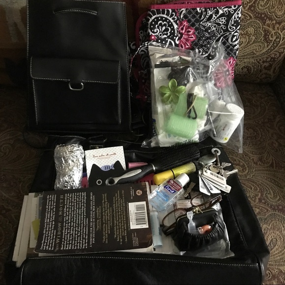 HUGE Handbag with Rock & Roll Inspiration - Picture 6 of 6