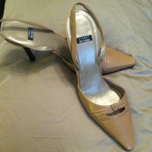 Stuart Weitzman tan leather sling back shoes