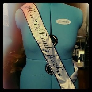 Miss 21 Birthday sash