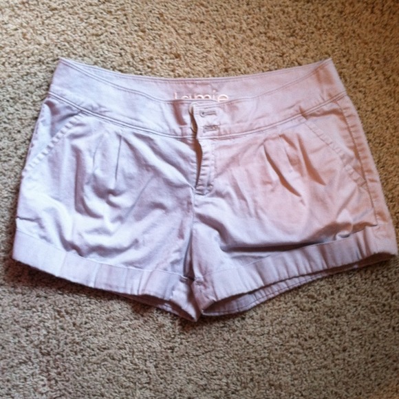 Short - Picture 2 of 4