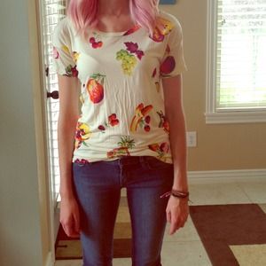 Madewell tee with fruit design