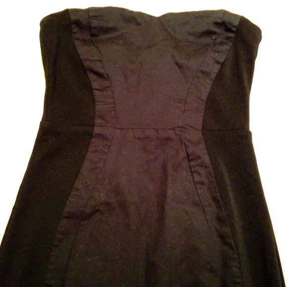 Black Strapless Dress - Picture 3 of 4