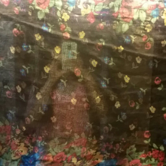 Scarf - Picture 3 of 4