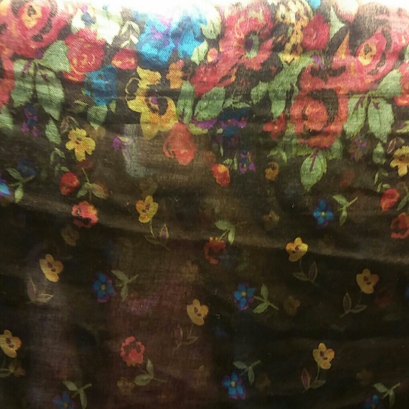 Scarf - Picture 4 of 4