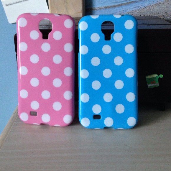 samsung galaxy s4 blue and pink polka dot cases