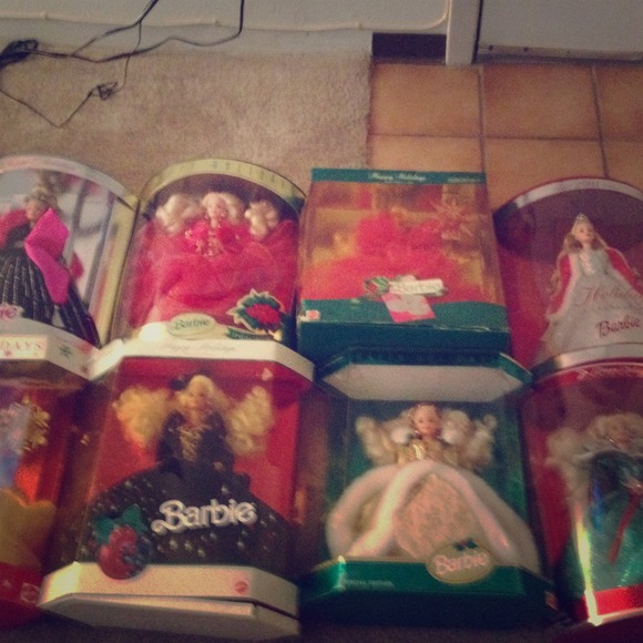 Holiday xmas barbie dolls. 🌲🎁🎉🎄🎅