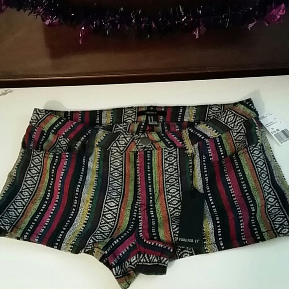 NWT Forever 21 printed shorts