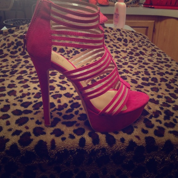Pink size 8 heels