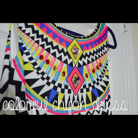Colorful print chiffon dress