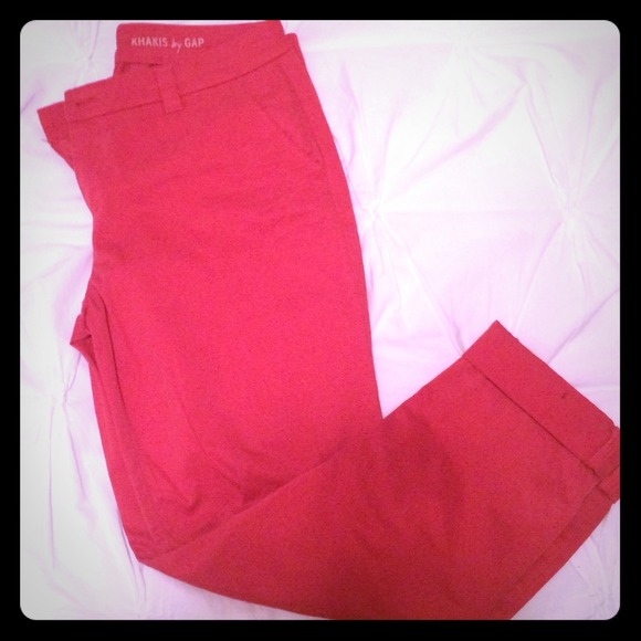 Gap Broken-In Straight Capris