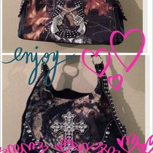 Camo purse bundle :)
