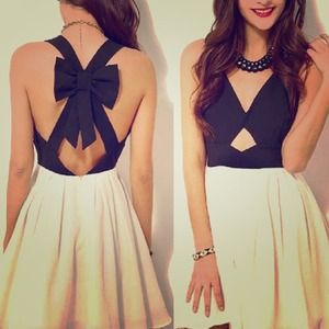 Cute out bow dress