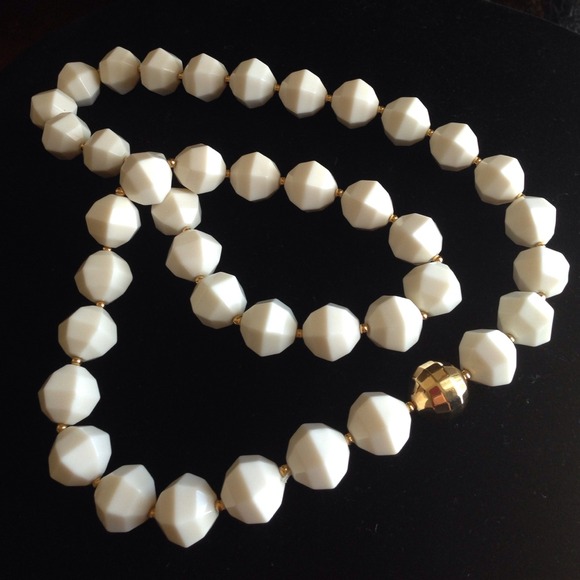 KATE SPADE NEW YORK NECKLACE - Picture 2 of 4