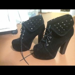 Lace up ankle booties