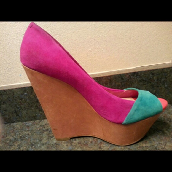 ##SOLD###  Jessica Simpson Marcos wedges