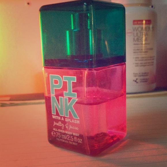 Half full VS body spray