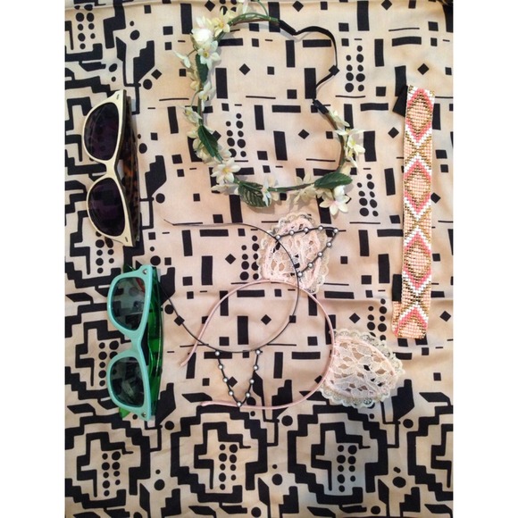 SUNGLASSES - Picture 4 of 4