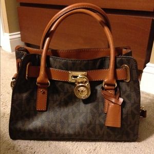 Michael Kors Hamilton logo satchel