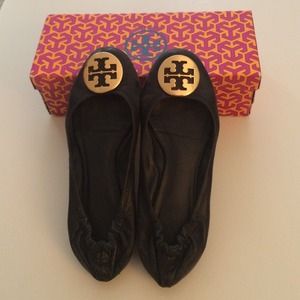 Tory Burch Reva Flats! Size 8