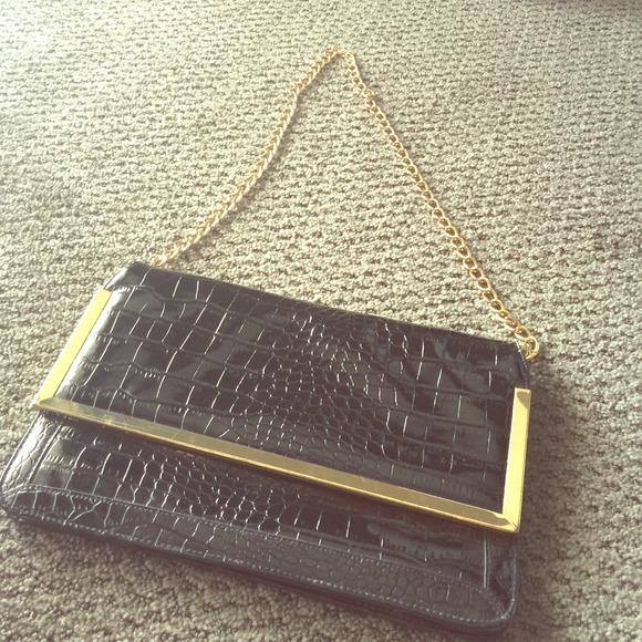 Snake Skin Black and Gold Chain Purse f21