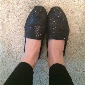 **ON HOLD** TOMS Black Sparkle Slip Ons! Size 8