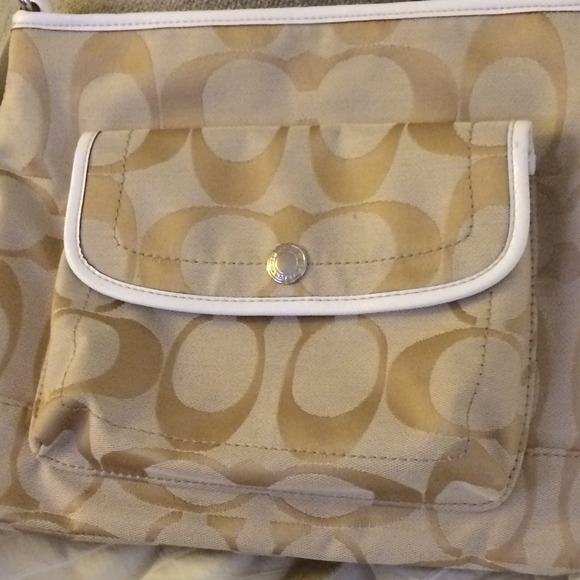 Crossbody Cream Coach purse