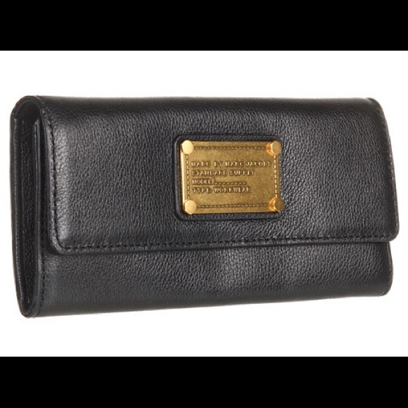 Marc by Marc Jacobs Classic Continential Wallet