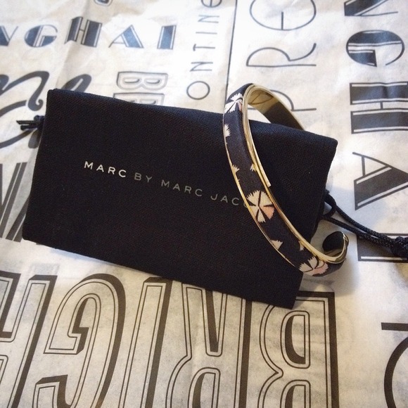 Marc by Marc Jacobs Jewelry - 🎉HOST PICK🎉 NWT MBMJ Fabric Cuff Bracelet
